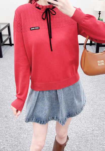 Bow-tie Tulip Collar Sweater