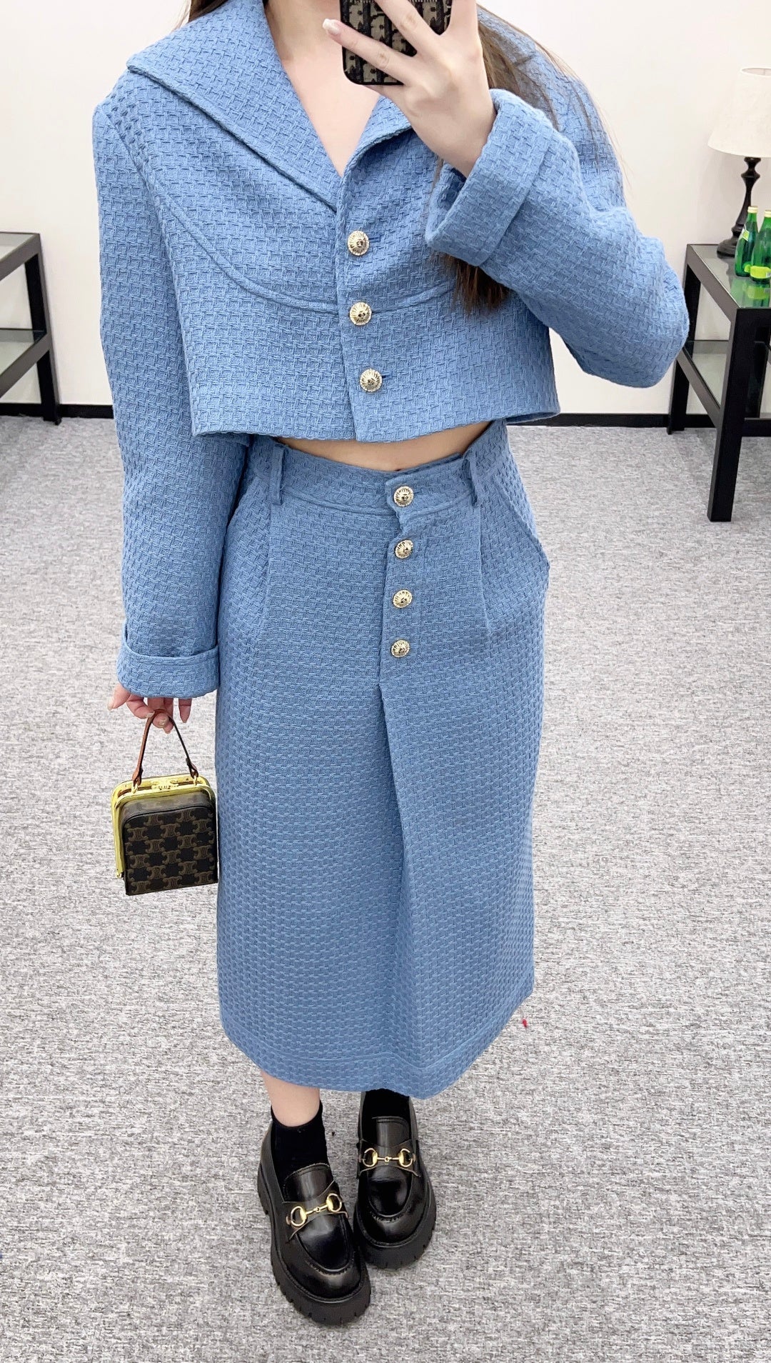 Located Short Jacket/Skirt