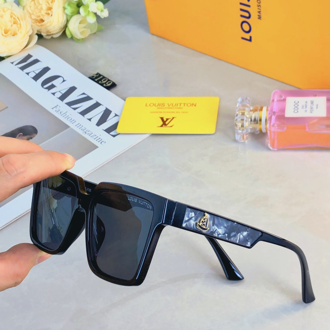 25 new Fashion sunglasses