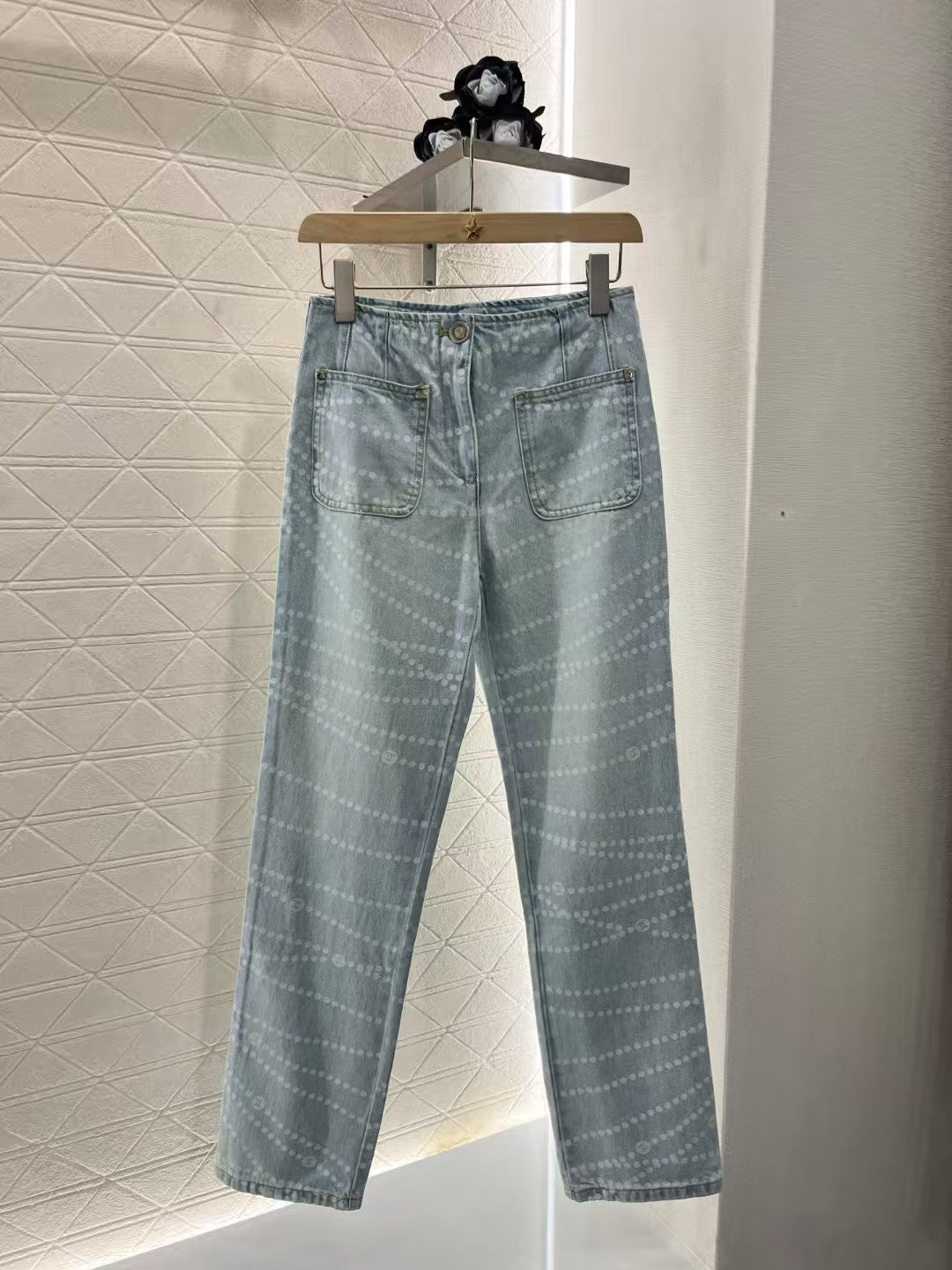 Logo wide leg jeans