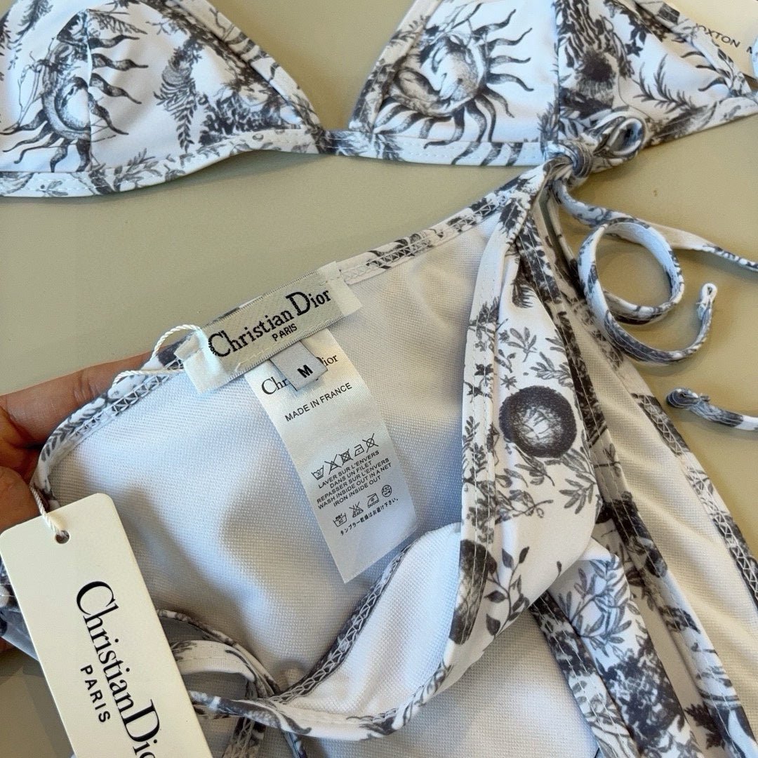 25 New Animal Print One-Piece Swimsuits for Summer