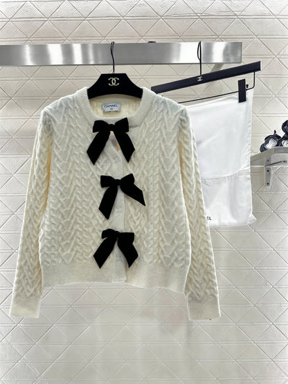Bow-tie Knit Cardigan