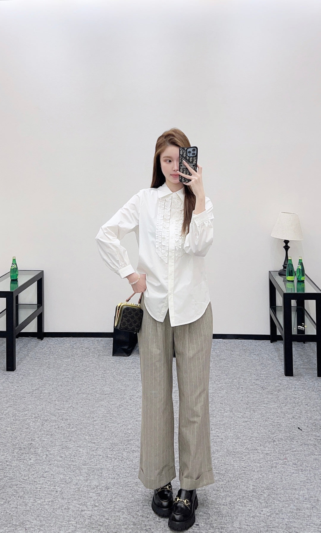 Located Ruffled Lace Shirt