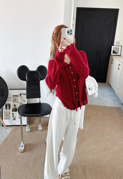 Crew neck sweater with lace trim