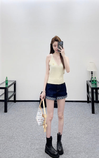 V-neck Knit Vest