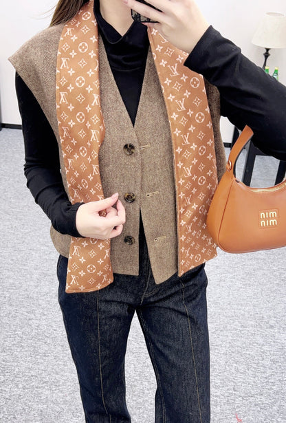 Woolen Scarf Vest Two-Piece Set