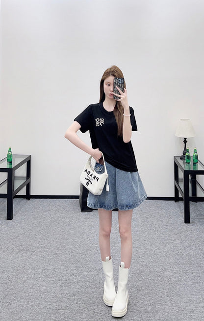 Embroidered Logo T-shirt