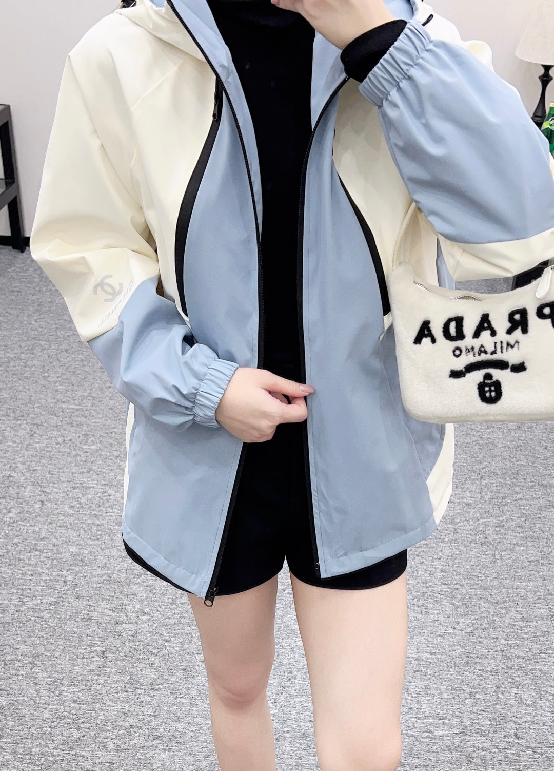 Color-blocked Zip-up Windproof Jacket