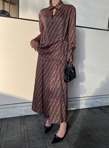 High-waisted skirt