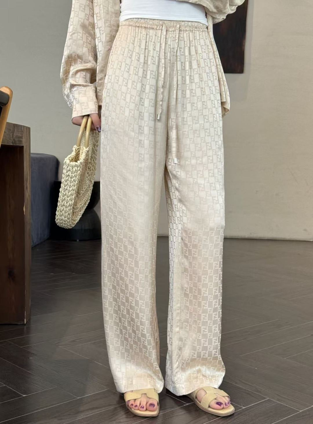 Jacquard Relaxed Chic Suit
