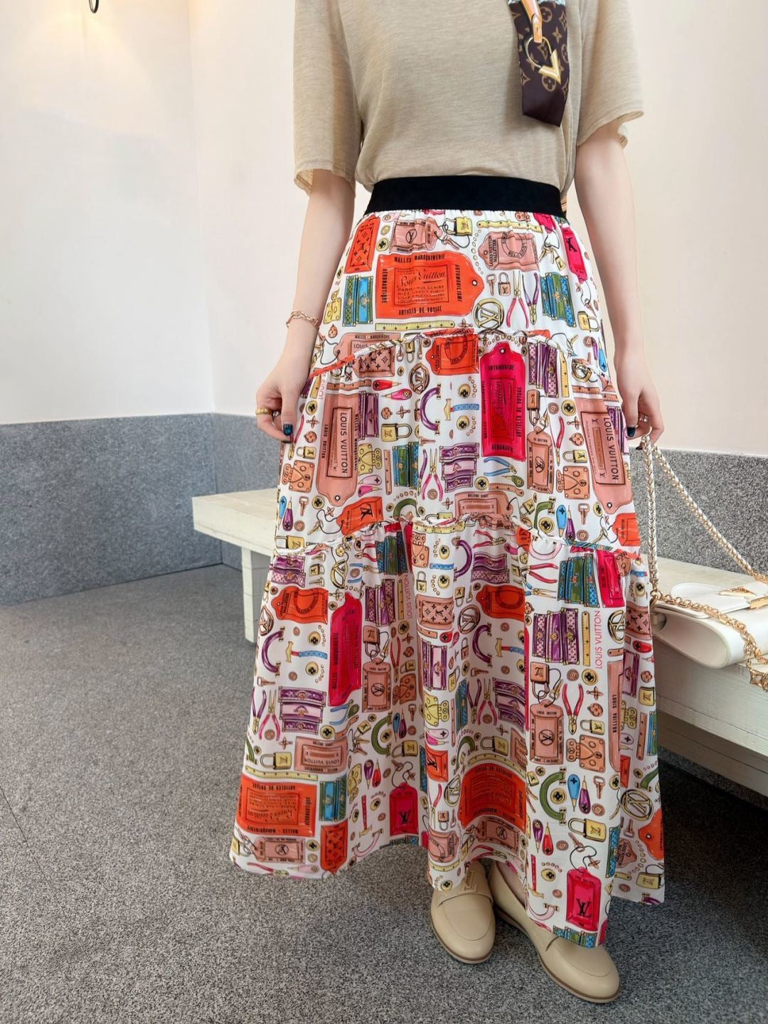 Printed Elastic Waist Midi Skirt