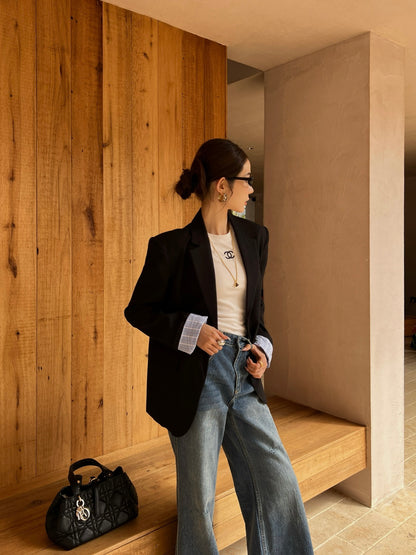 Minimalist Blazer