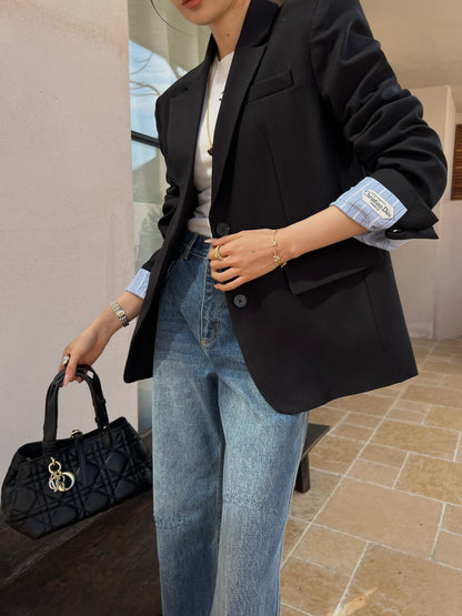 Minimalist Blazer