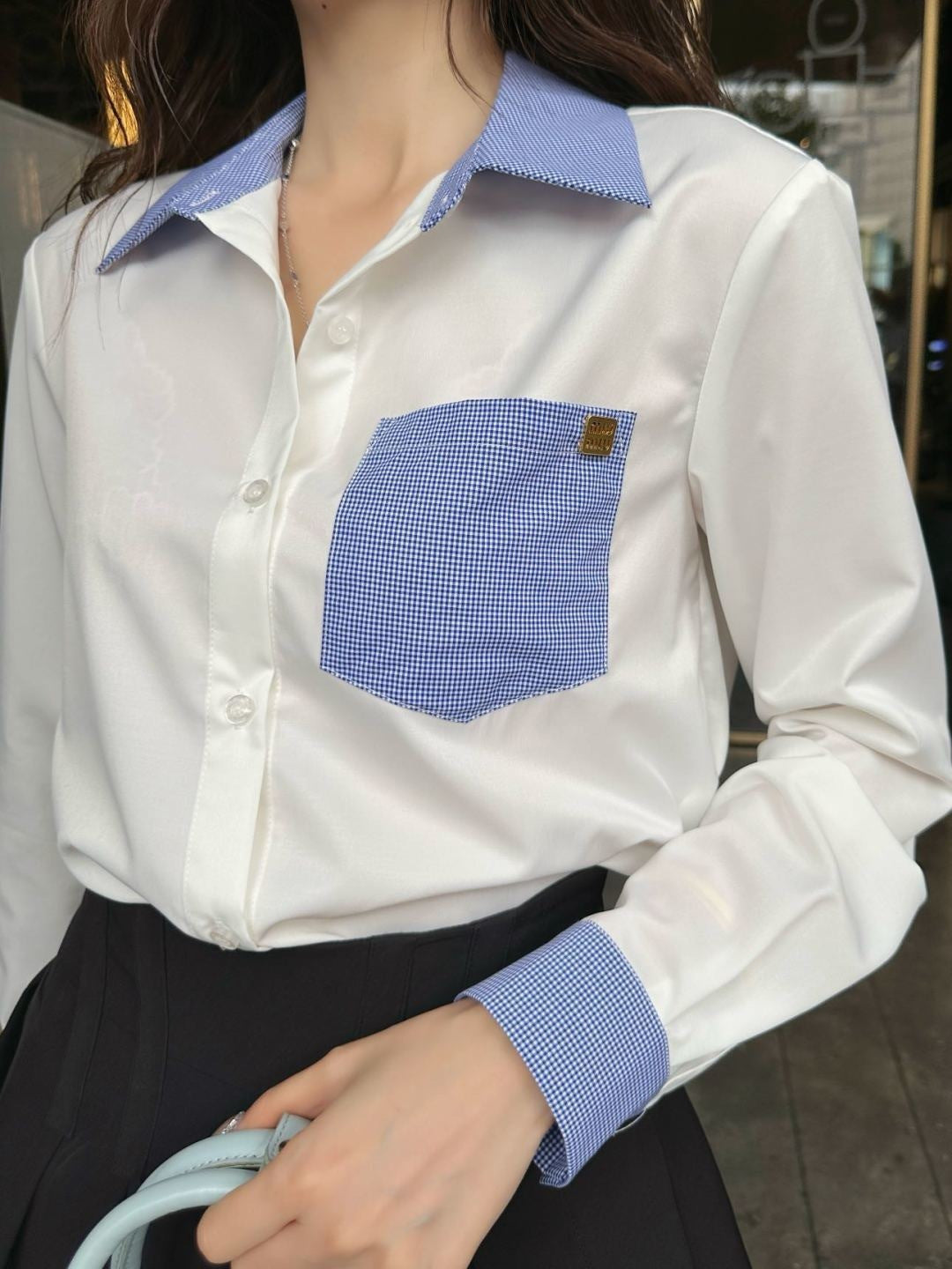 Color-blocked decorative shirt