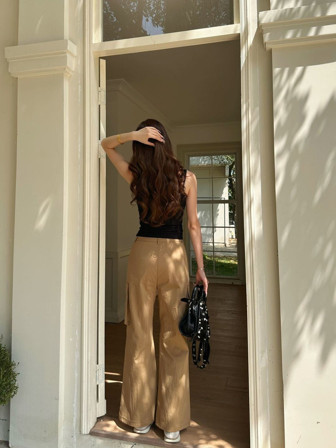 26ss Cargo-style wide-leg trousers