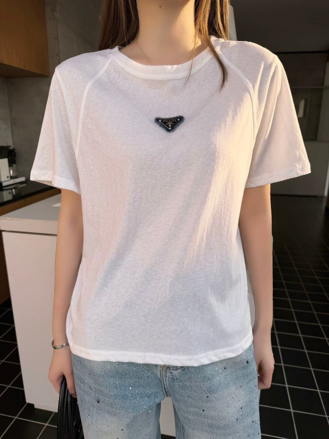 26ss Triangle logo embellished T-shirt