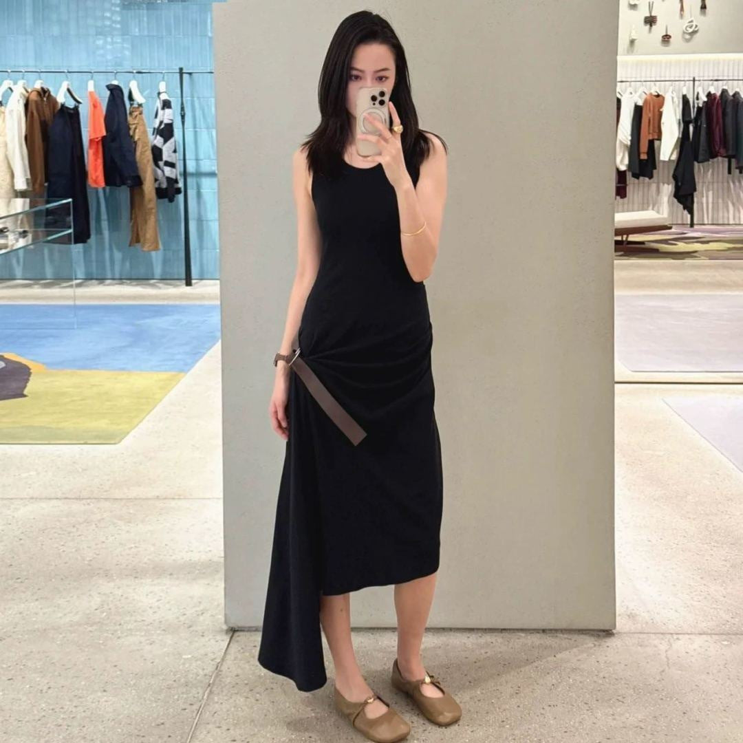 26ss Pleated Dress with Belt Decoration