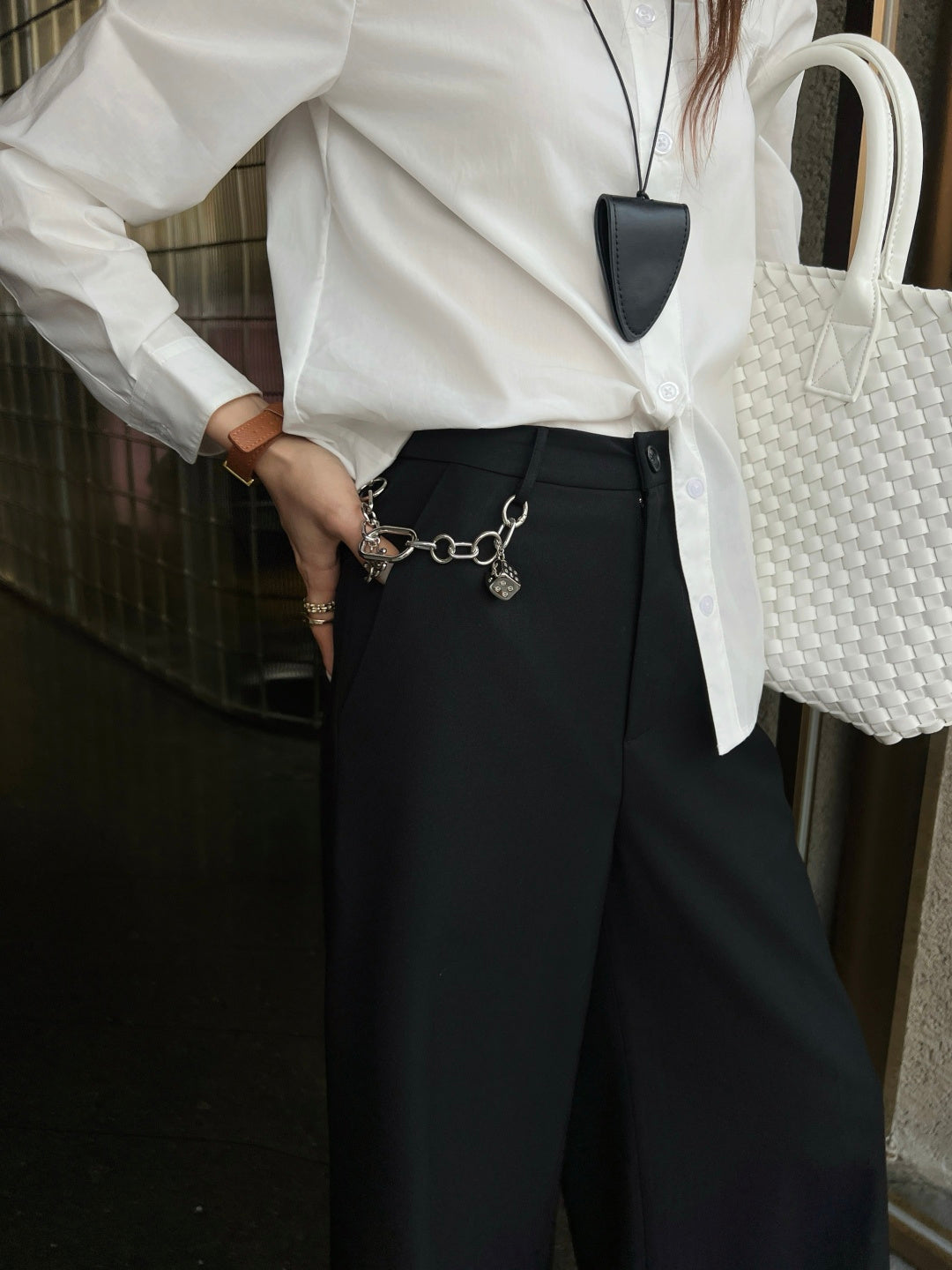 26ss Chain-embellished cropped straight-leg pants