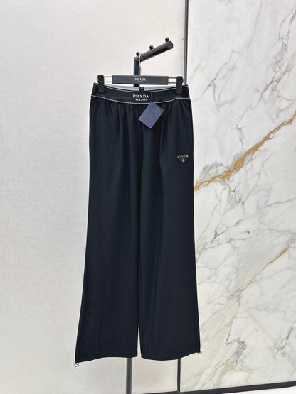 26ss Slim-fit, slightly flared trousers