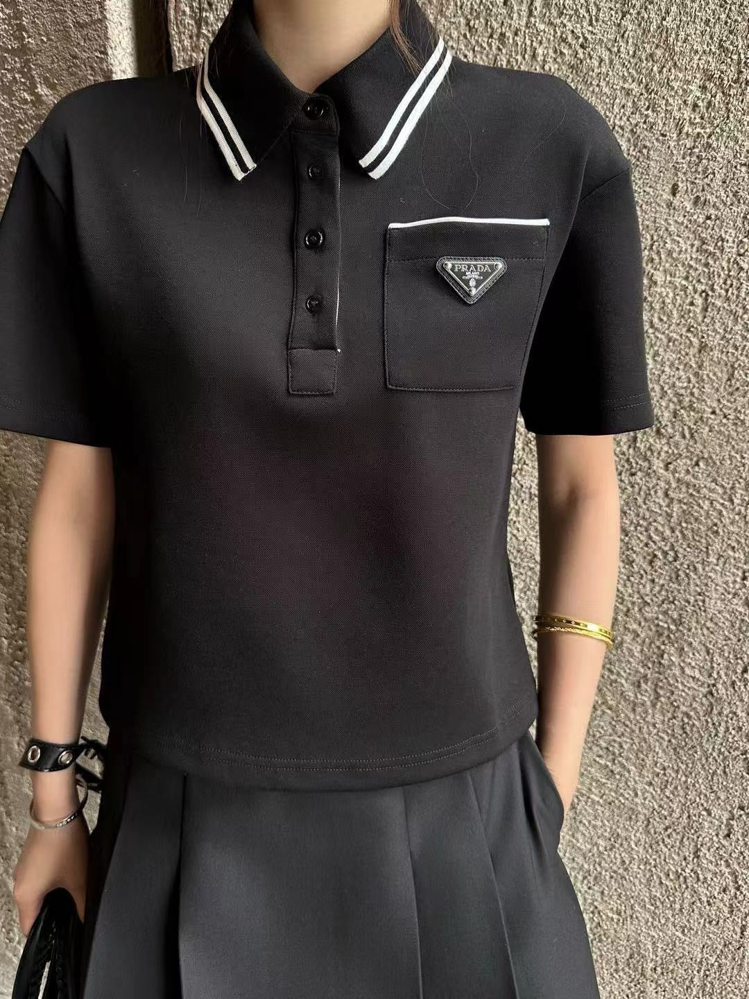 26ss Youthful polo shirt + pleated skirt