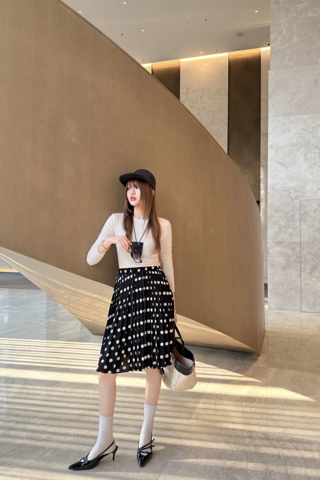 26ss Polka dot pleated midi skirt