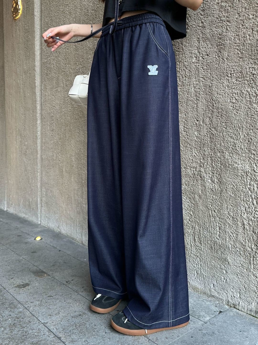 26ss Wide-leg, lightweight denim trousers