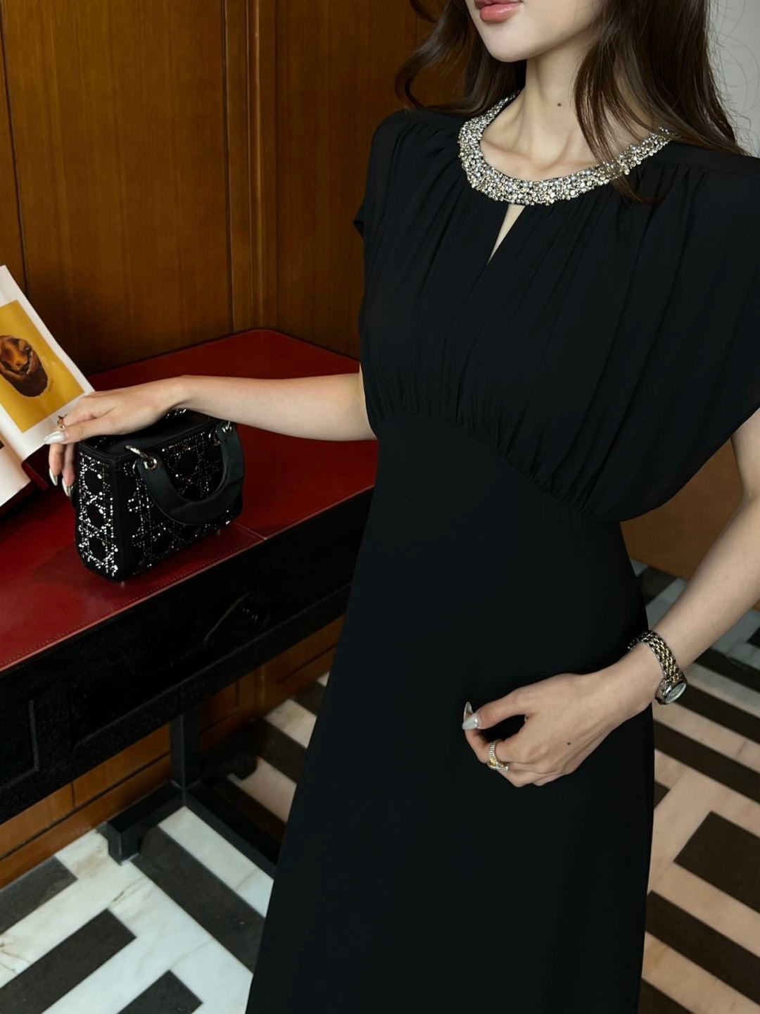 26ss Off-shoulder dress