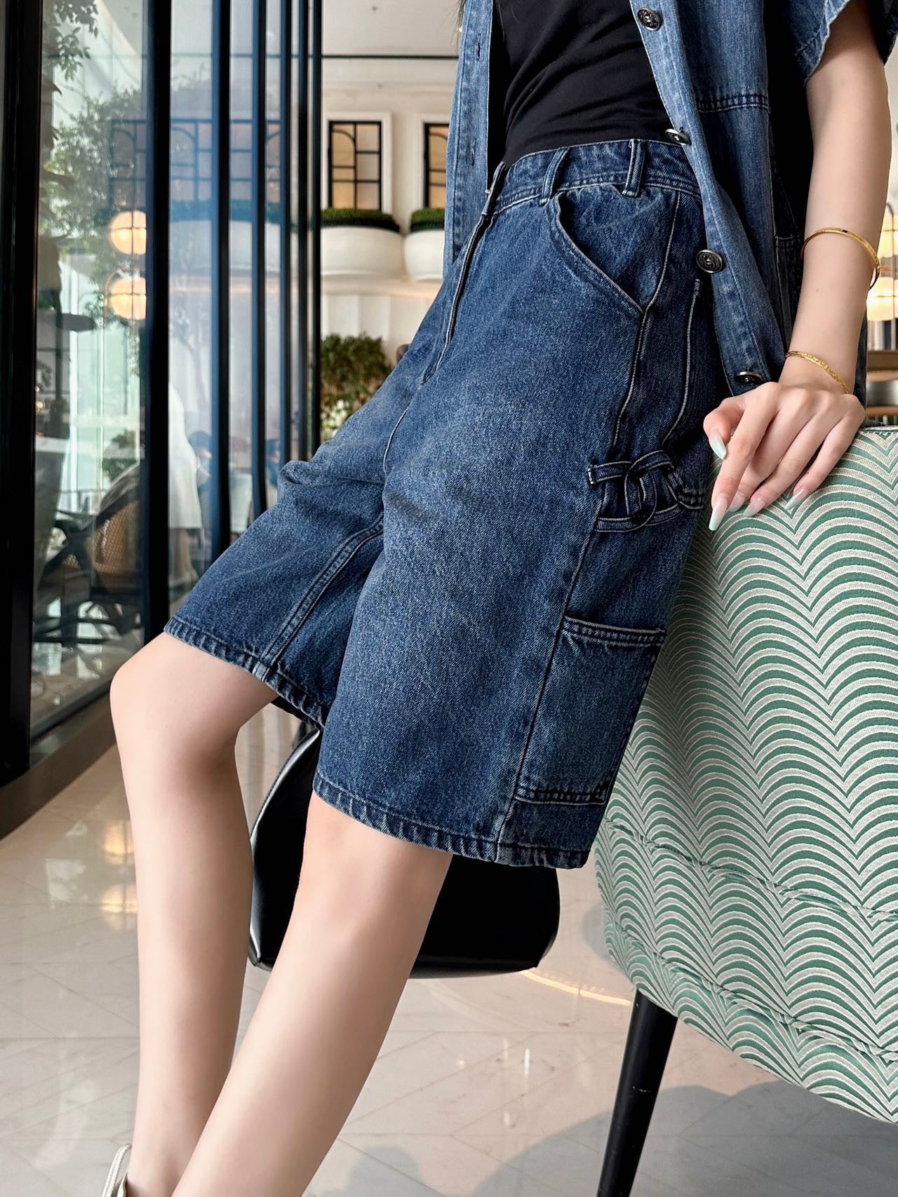 26ss Backpack Buckle Straight-Leg Denim Mid-Length Shorts