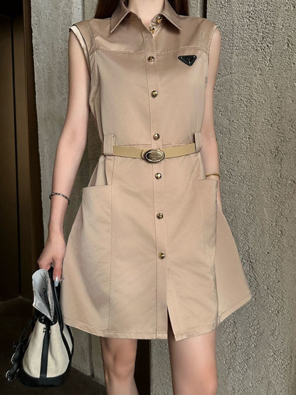 26ss Triangle Flag Decorated Lapel Dress