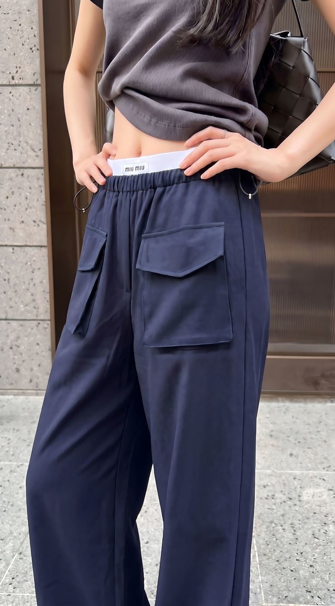 26ss Double-waisted wide-leg cargo pants