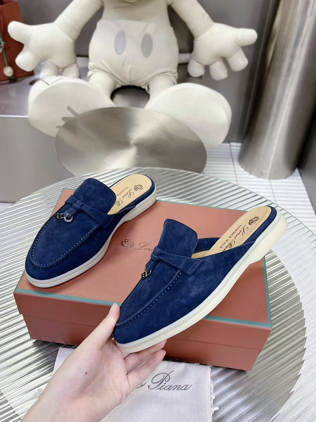 26ss Color-blocked Loafers with Pendant