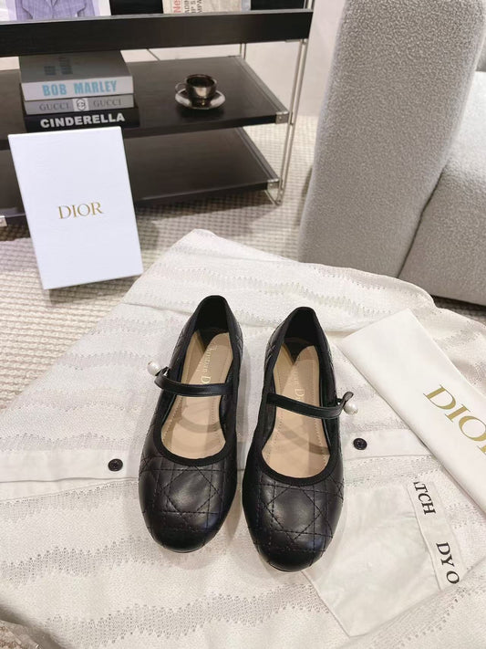 26FW New Pearl Quilted Ballet Flats 🩰