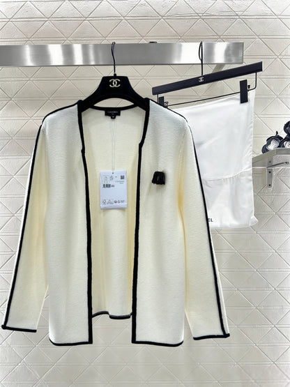 Color-Blocked Cardigan with Brooch