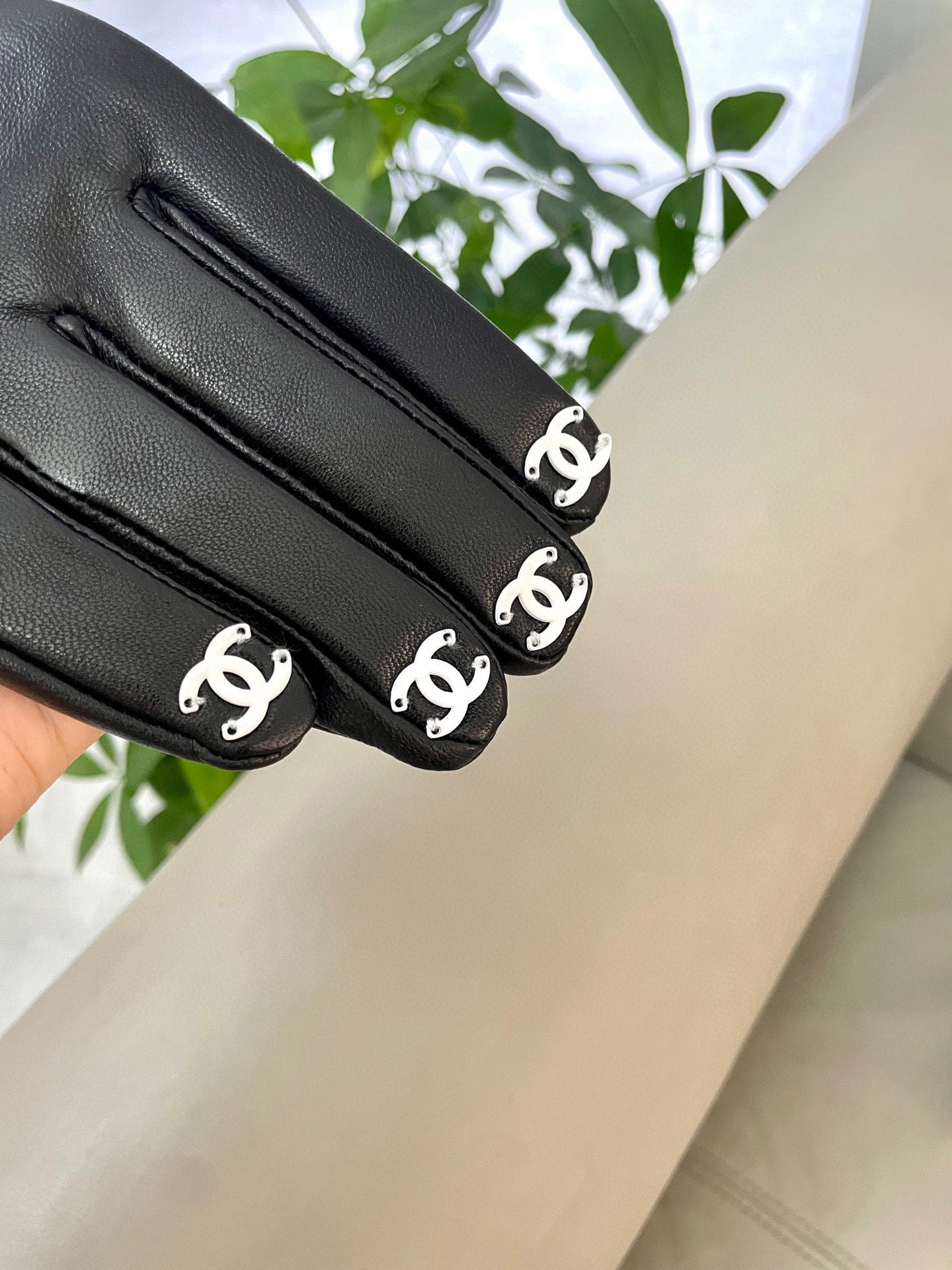 New women's high-end sheepskin gloves
