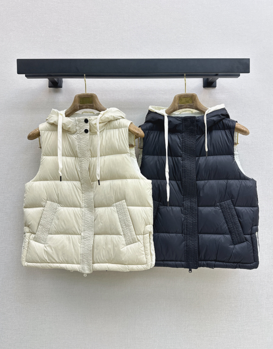 26Latest Autumn/Winter Hooded Down Vest