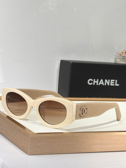 C Fabric Design Sunglasses