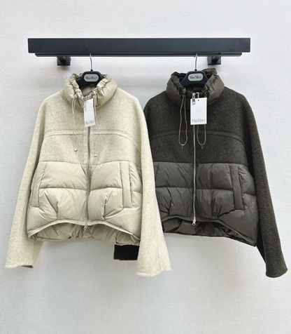 26Latest Autumn/Winter Short Hooded Down Jacket with Wool Panel Detailing