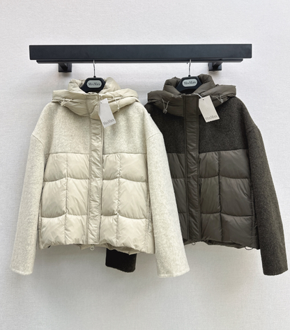 26Latest Autumn/Winter Short Hooded Down Jacket with Wool Panel Detailing