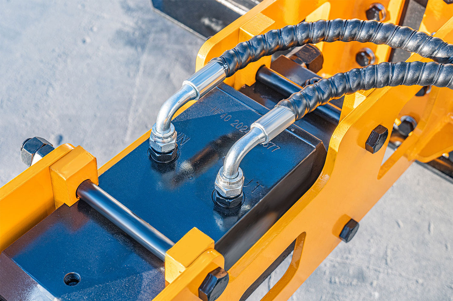 MMS 66.93" Hydraulic Hammer Breaker Attachment for Skid Steer Loader