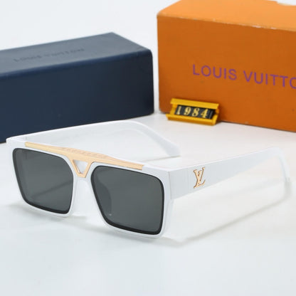Sunglasses with Classic Side Pattern