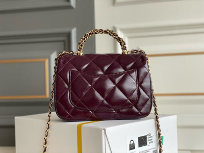 CH 24b flap bag