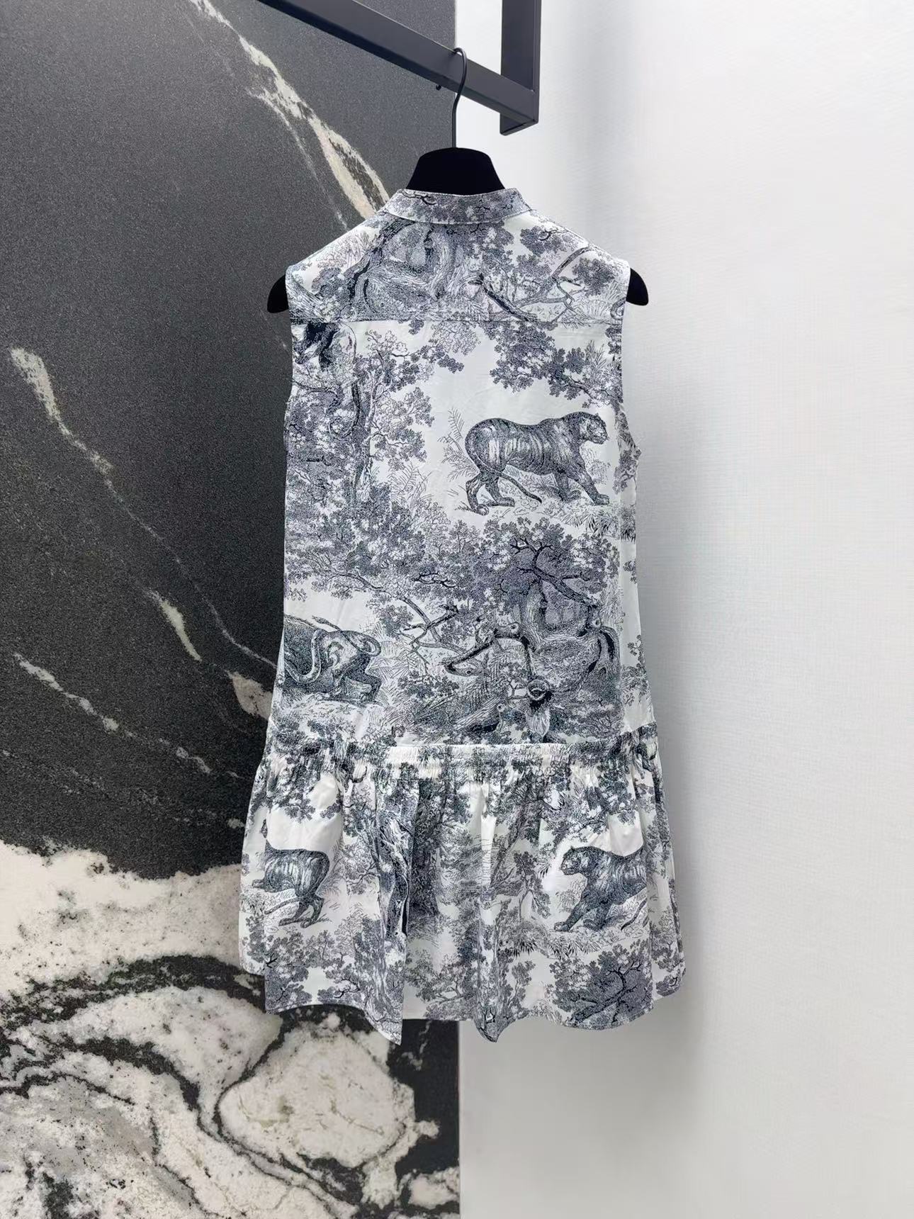 D printed shirt dress