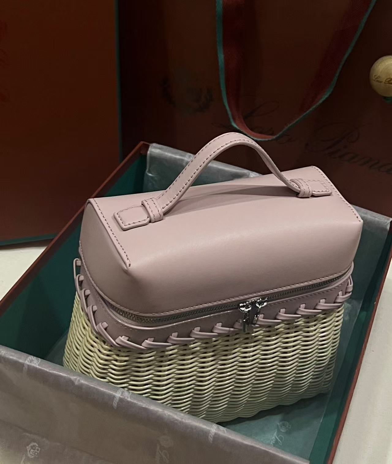 Loro Piana 2026 Extra Pocket L19 Bag Beige Pink Rattan Leather