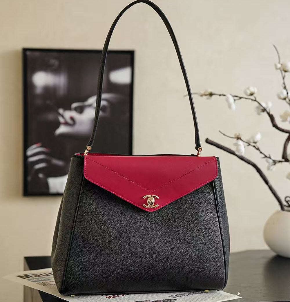 2026 Shopping Bag 30cm Black Red lambskin