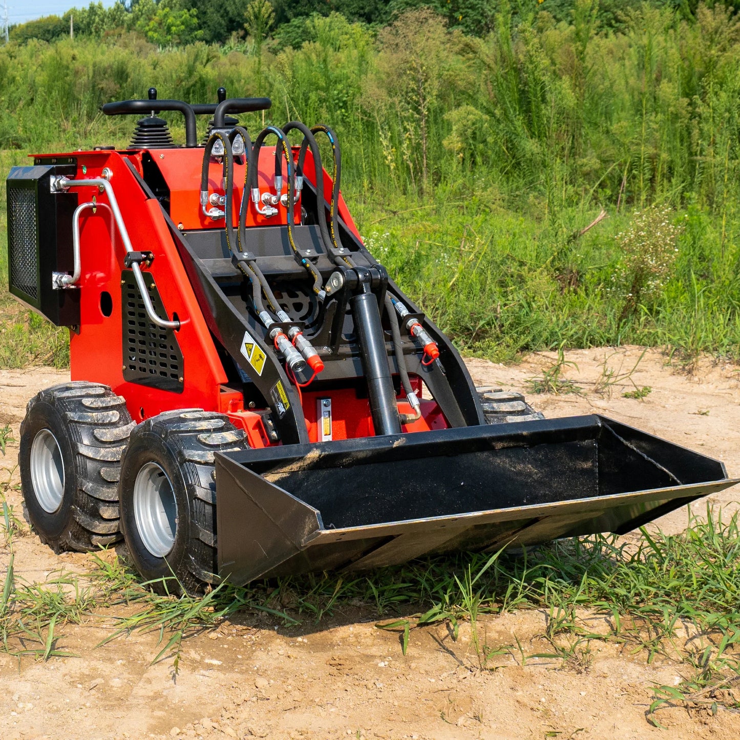 MS320L Mini Stand On Skid Steer Wheel Loader With 13.5 HP Gasoline Engine