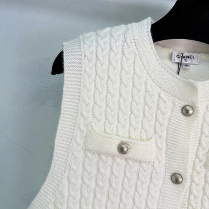 Knitted Vest