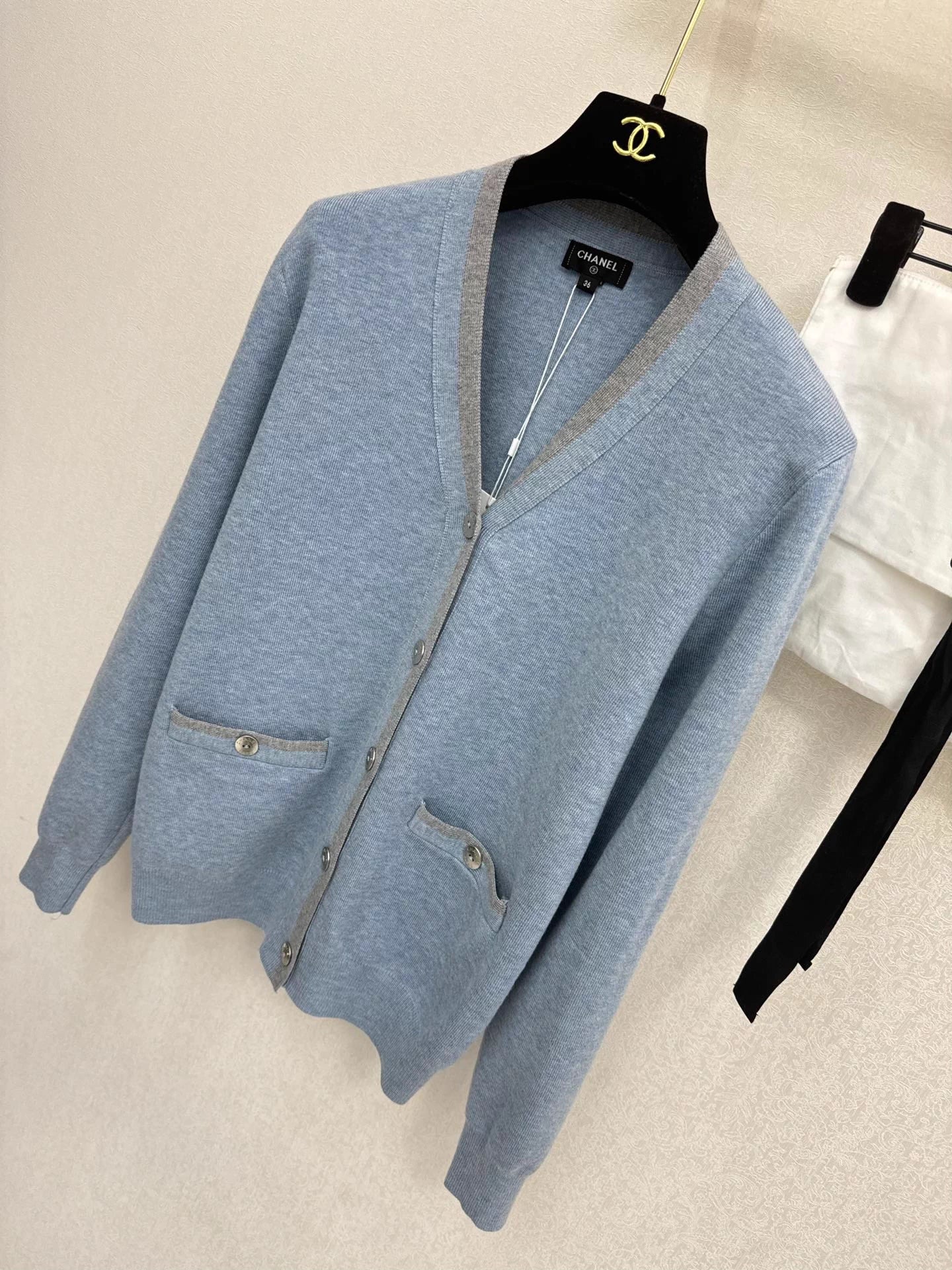 V-neck knit cardigan