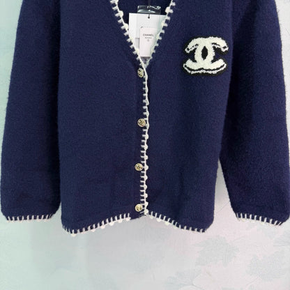 Knitted V-neck Cardigan