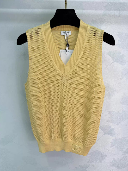 Knitted Vest