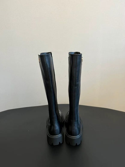 Slip-on riding boots
